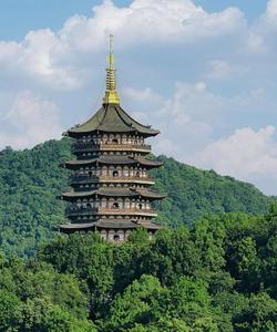 Пагода Лэйфэн