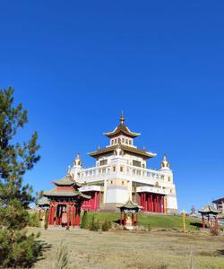 Золотая обитель Будды Шакьямуни