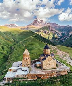 Троицкая церковь в Гергети