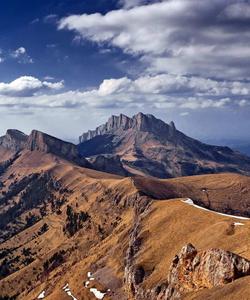 Поход на Большой Тхач