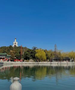 Парк Бэйхай (Beihai Park) в Пекине