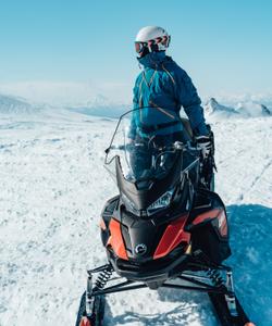 тур на снегоходах по Камчатке