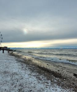 Поселок Листвянка, озеро Байкал