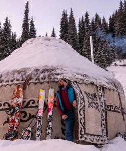 Юрточный лагерь Каркыра