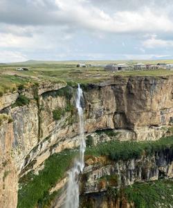 Водопад Тобот