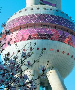 Телебашня «Восточная жемчужина» в Шанхае