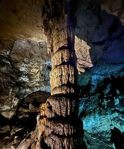 Азишская пещера