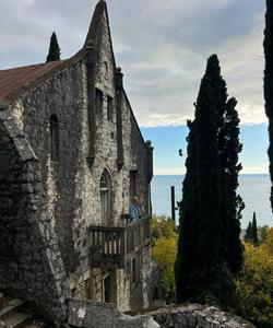 Старинный замок