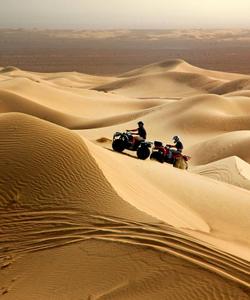 Сафари по пустыне на квадроциклах