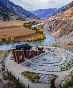 Памятник водителям Чуйского тракта