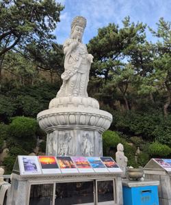 Храмовые комплексы и статуи в Южной Корее