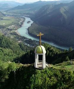 Гора Обзорная с поклонным крестом