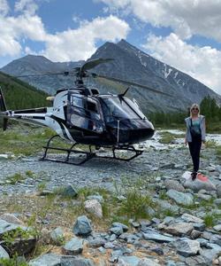 На вертолете к горе Белухе