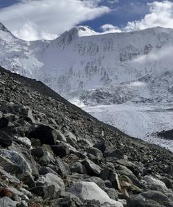 Пеший поход к подножию Белухи
