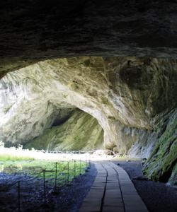 Капова пещера