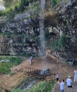 Водопад Тобот