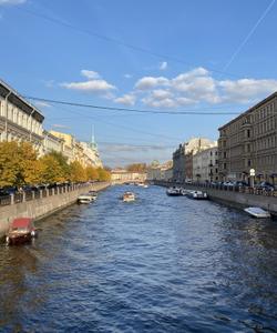 Набережная в Петербурге