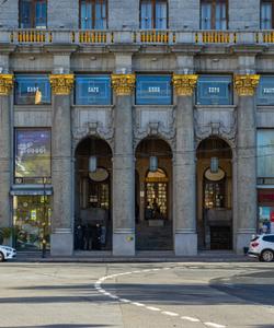 Фасад киноцентра «Родина» (Дом кино)