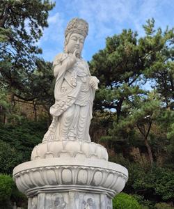 Храмы и статуи в Южной Корее