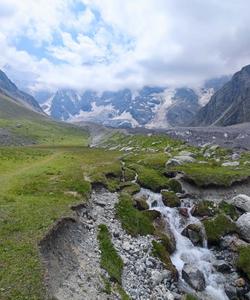 Безенгийский ледник