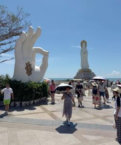 Центр буддизма Наньшань на острове Хайнань