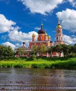 Воскресенский собор в городе Старая Русса