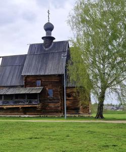 Никольская церковь из села Глотово