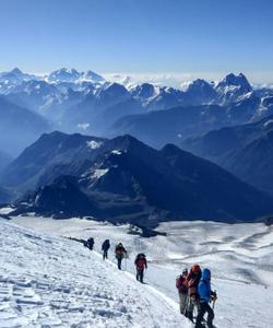 Тур на Эльбрус