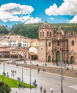Пласа-де-Армас в Куско, Перу