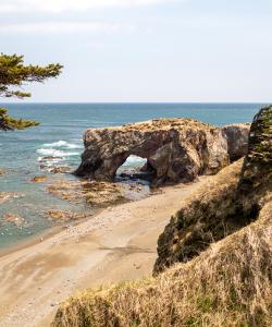 Мыс Великан