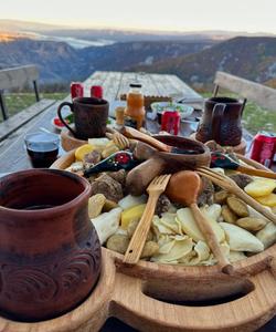 Местная кухня