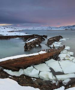 Кладбище кораблей в Териберке