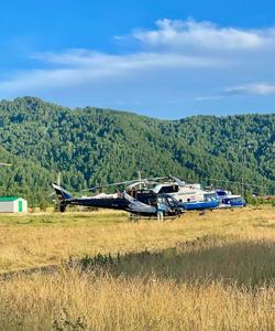 Заброска на вертолете к Катунскому леднику