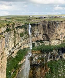 Водопад Тобот