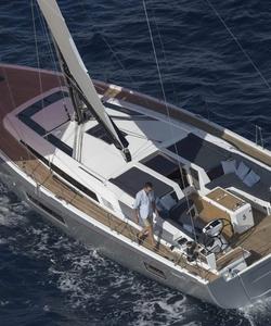 Яхтинг на остров Миконос