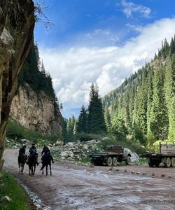 Джеты-Огузское ущелье