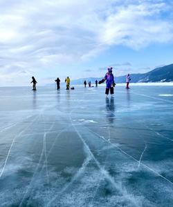 катание на коньках Байкал