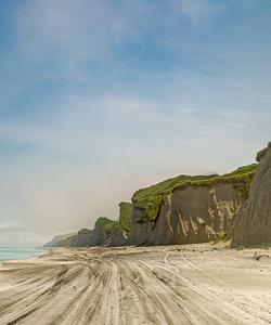 Белые скалы на Итурупе