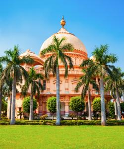 Храм Чатарпур в Дели