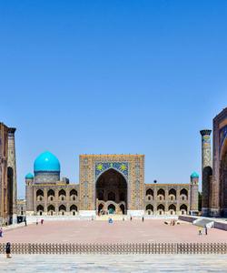 Площадь Регистан, Самарканд