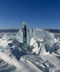 Лед Байкала