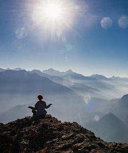 Восхождение на гору Столовая
