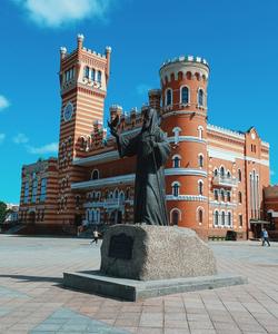 Патриаршая площадь в Йошкар-Оле