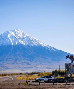 Памятник «Здесь начинается Россия»