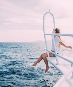 катание на катере по Байкалу