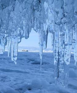 Байкальский лед