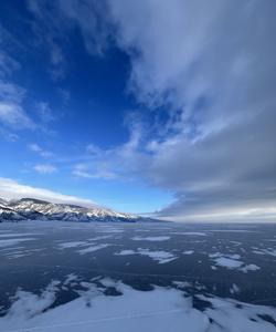 Лед Байкала