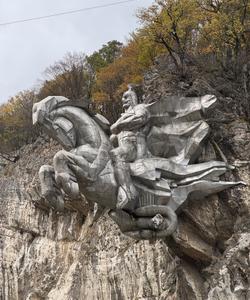 Памятник Уастырджи