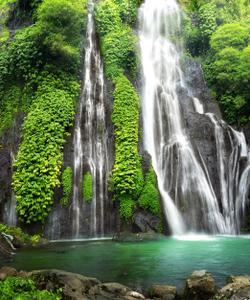 Водопад на Бали