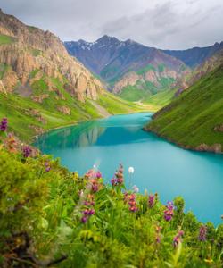 Озеро Коль-Тор